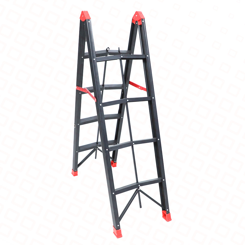 FOLDABLE LADDER 4-STEP